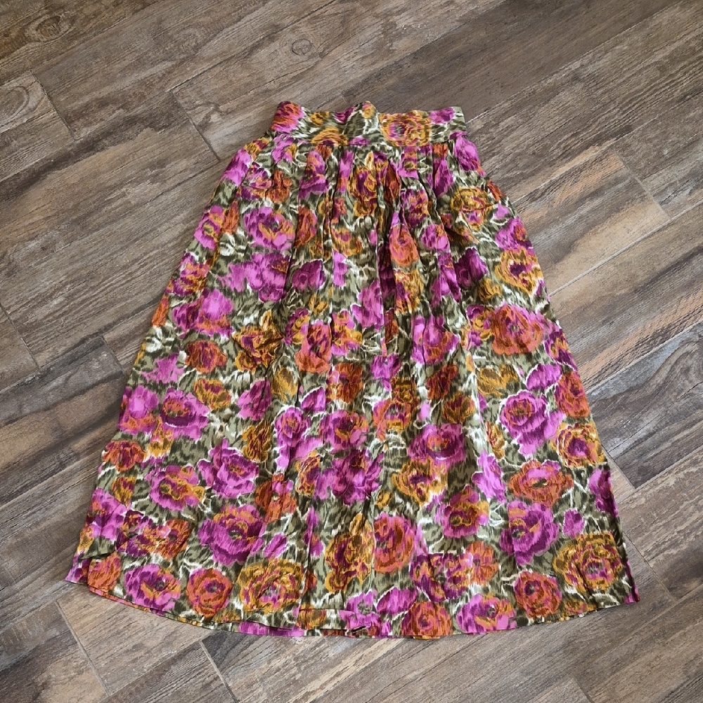Vintage Point of View Collection Pleated Multicolored Floral Midi Skirt, Size 0